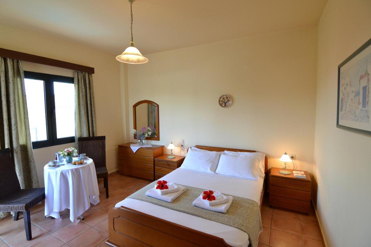 Christina Villas- Minoan Inland Pentamodi Exterior foto